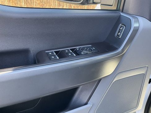 Used 2023 Ford F250 XLT w/ FX4 Off-Road Package image 16