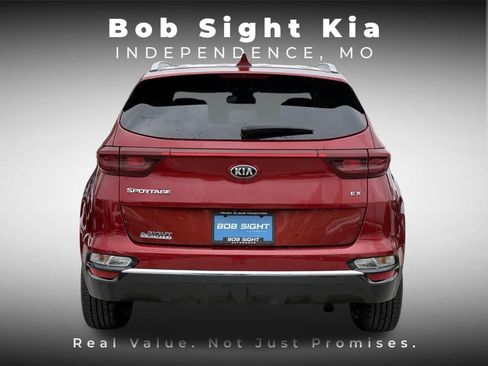Used 2021 Kia Sportage EX AWD/4WD image 12