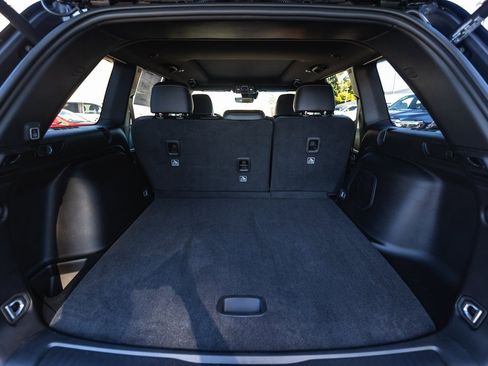 New 2025 Jeep Grand Cherokee Limited w/ Black Appearance Package image 30