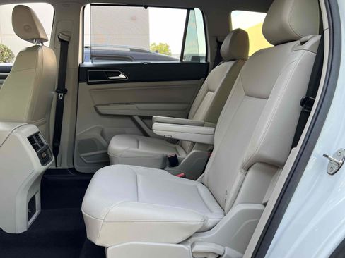 Used 2019 Volkswagen Atlas SE w/ Towing Package image 30