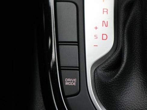 Used 2024 Kia Forte GT-Line w/ GT-Line Premium Package image 27