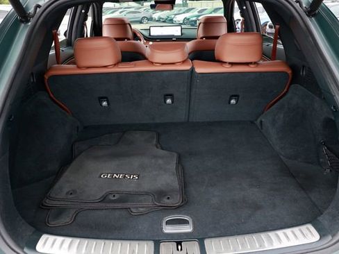 Used 2022 Genesis GV70 2.5T w/ Advanced Package image 27