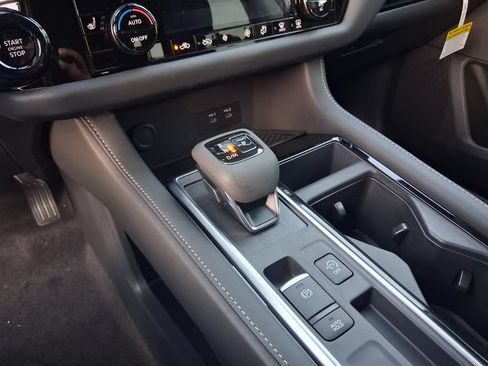 New 2026 Nissan Pathfinder SV w/ Cargo Package FWD image 9