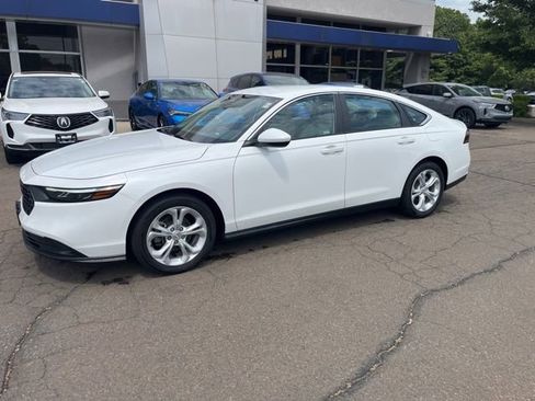 Used 2024 Honda Accord LX image 37
