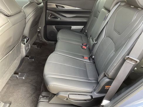 Certified 2026 INFINITI QX60 Luxe w/ Cargo Package image 15