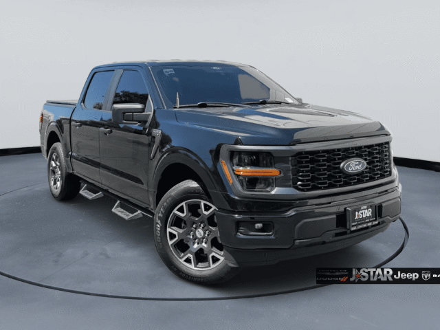 Used 2024 Ford F150 STX RWD image 3