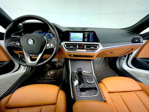 Certified 2023 BMW 430i xDrive Convertible w/ Premium Package image 15