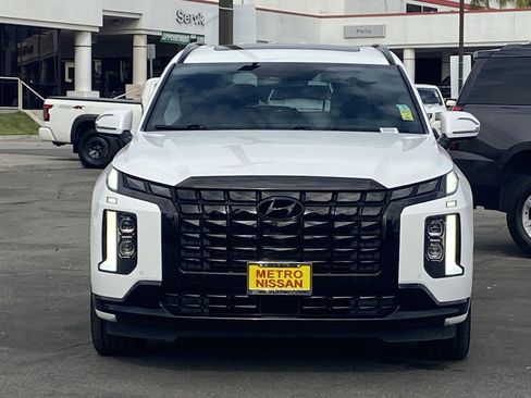 Used 2024 Hyundai Palisade Calligraphy image 8