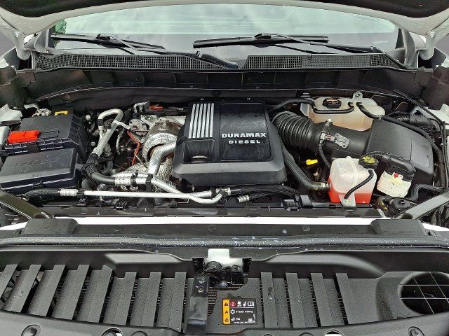 Used 2024 Chevrolet Silverado 1500 RST w/ LPO, Liner Protection Package AWD/4WD image 32