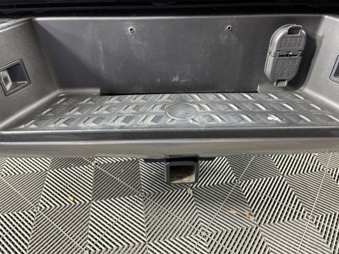 Used 2018 Nissan Titan Platinum Reserve RWD image 44