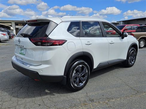 New 2026 Nissan Rogue SV w/ SV Premium Package image 11