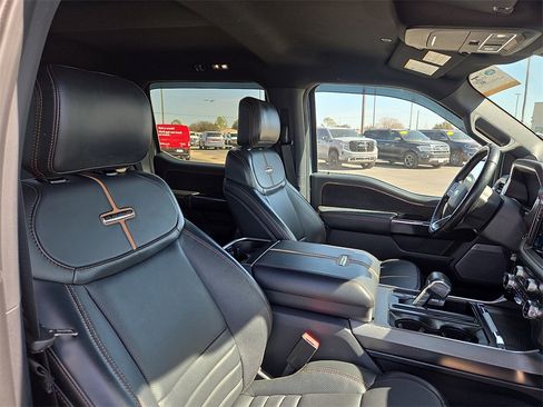 Used 2023 Ford F150 Platinum image 14