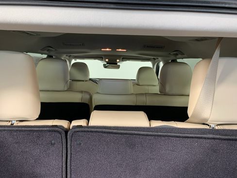 Used 2022 Toyota Highlander Limited image 15