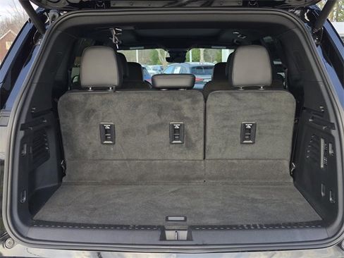 Used 2025 Buick Enclave Avenir w/ Super Cruise Package image 8