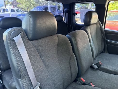 Used 2000 Chevrolet Silverado 1500 4x4 Extended Cab image 29