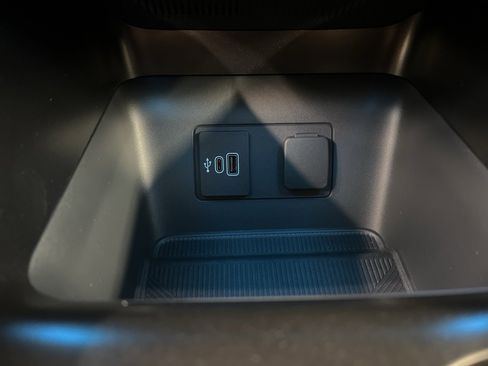 New 2026 Ford Explorer ST-Line w/ ST-Line Street Pack image 15