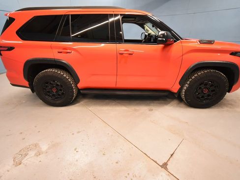 Used 2023 Toyota Sequoia 4WD image 37