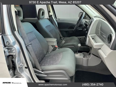 Used 2008 Chrysler PT Cruiser image 30