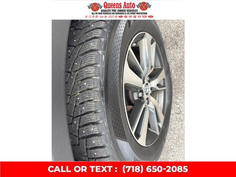 Used 2017 Toyota RAV4 XLE AWD/4WD image 30