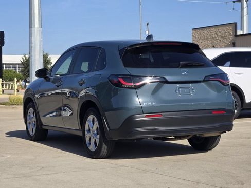 Used 2025 Honda HR-V LX image 3