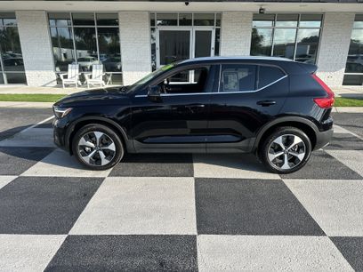 Used 2024 Volvo XC40 B5 Plus w/ Climate Package
