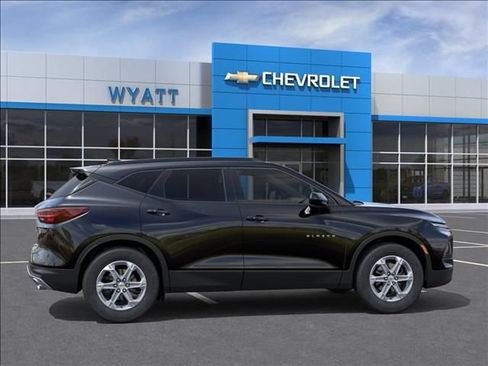 New 2026 Chevrolet Blazer LT w/ Convenience Package AWD/4WD image 6