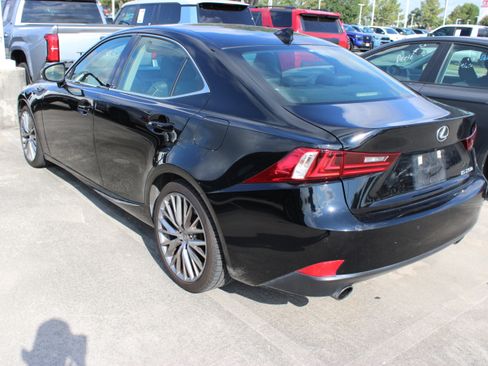Used 2014 Lexus IS 250 w/ Navigation Package RWD image 6