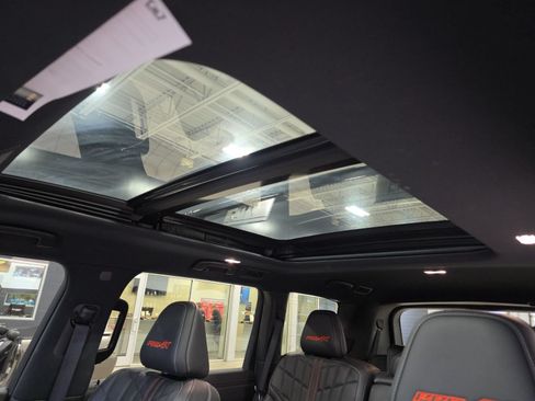 Certified 2025 Nissan Armada PRO-4X w/ Pro-4X Premium Package AWD/4WD image 69