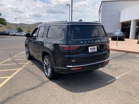 New 2025 Jeep Wagoneer Series III w/ Premium Group I AWD/4WD image 8