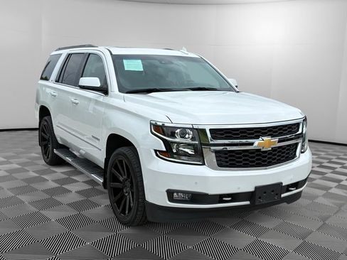 Used 2019 Chevrolet Tahoe LT w/ LT Signature Package AWD/4WD image 7