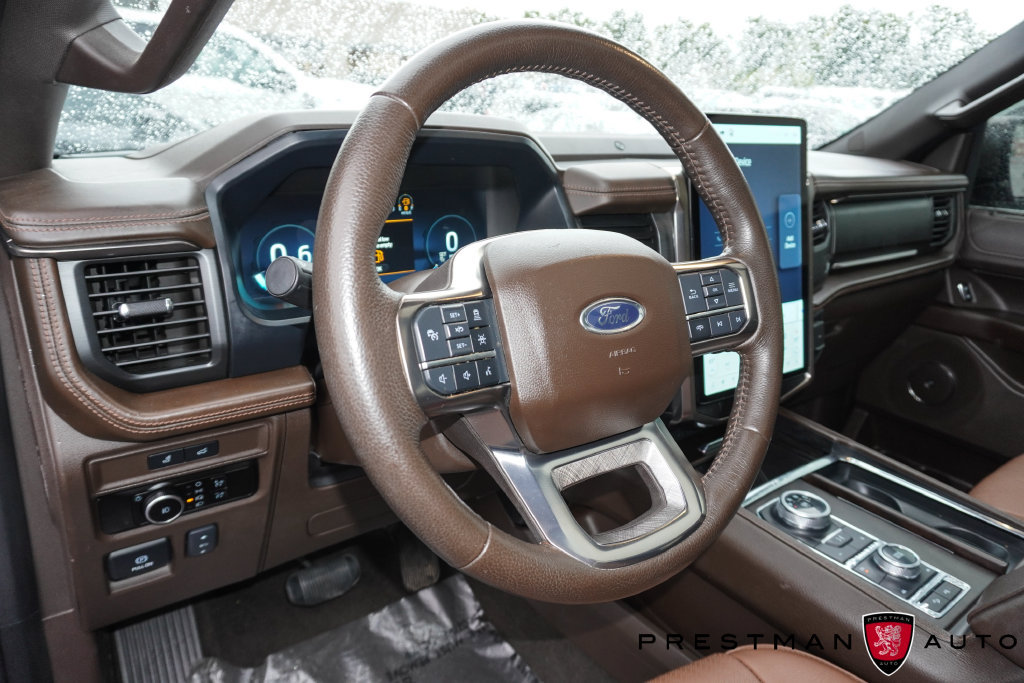 Used 2023 Ford Expedition King Ranch AWD/4WD image 29