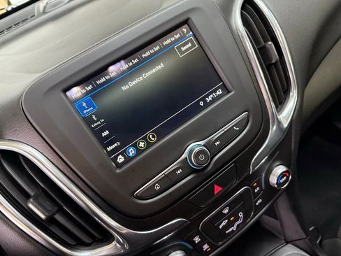 Used 2019 Chevrolet Equinox LT image 26
