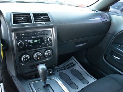 Used 2013 Dodge Challenger SXT w/ Sound Group image 14