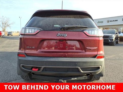 Used 2019 Jeep Cherokee Trailhawk w/ Cold Weather Group image 6