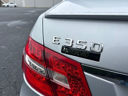 Used 2011 Mercedes-Benz E 350 Sedan image 10