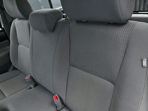 Used 2012 Toyota Tacoma 2WD Regular Cab image 11