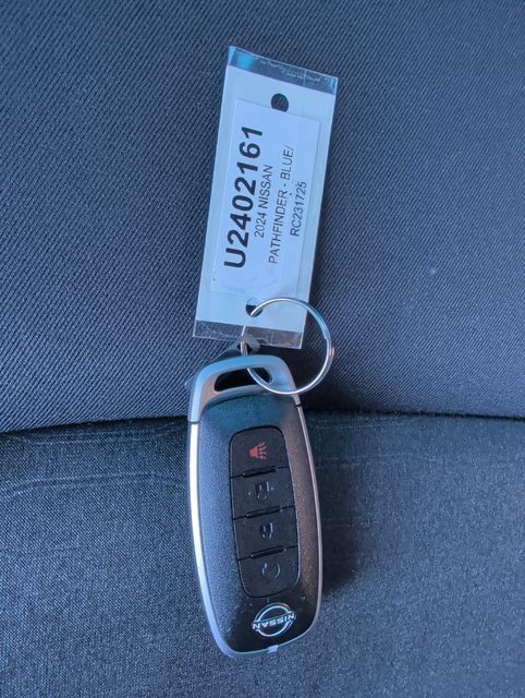 Used 2024 Nissan Pathfinder SV AWD/4WD image 26