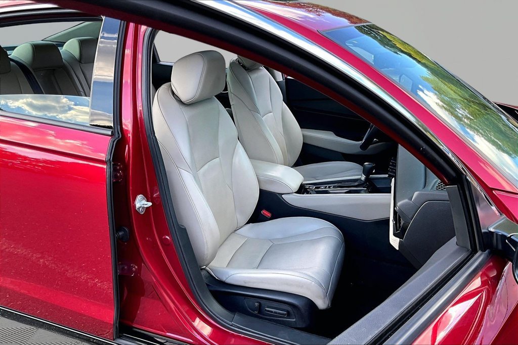 Used 2024 Honda Accord Touring image 22