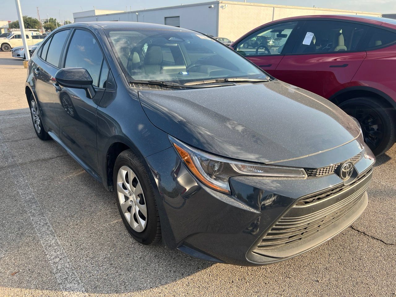 Used 2025 Toyota Corolla LE FWD image 3