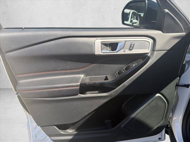 Used 2023 Ford Explorer ST-Line w/ Class IV Trailer Tow Package RWD image 9