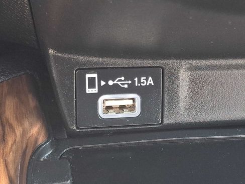 Used 2022 Honda CR-V Touring image 24