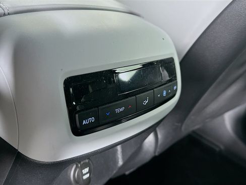 Used 2025 Hyundai Palisade SEL AWD/4WD image 28