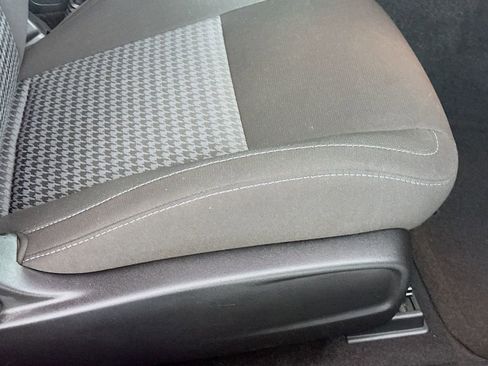 Used 2021 Dodge Challenger R/T w/ Carbon/Suede Interior Package RWD image 22