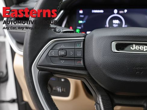 Used 2024 Jeep Grand Cherokee Limited 4xe AWD/4WD image 15