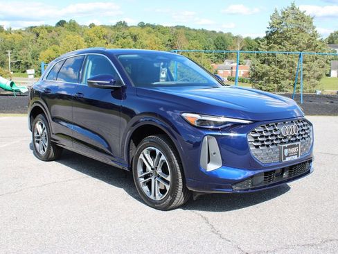 New 2025 Audi Q5 2.0T Premium Plus image 2
