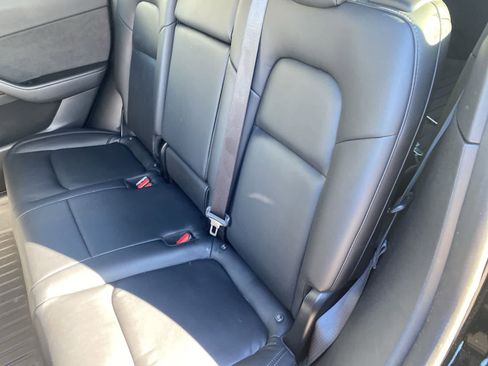 Used 2020 Tesla Model Y Long Range image 14