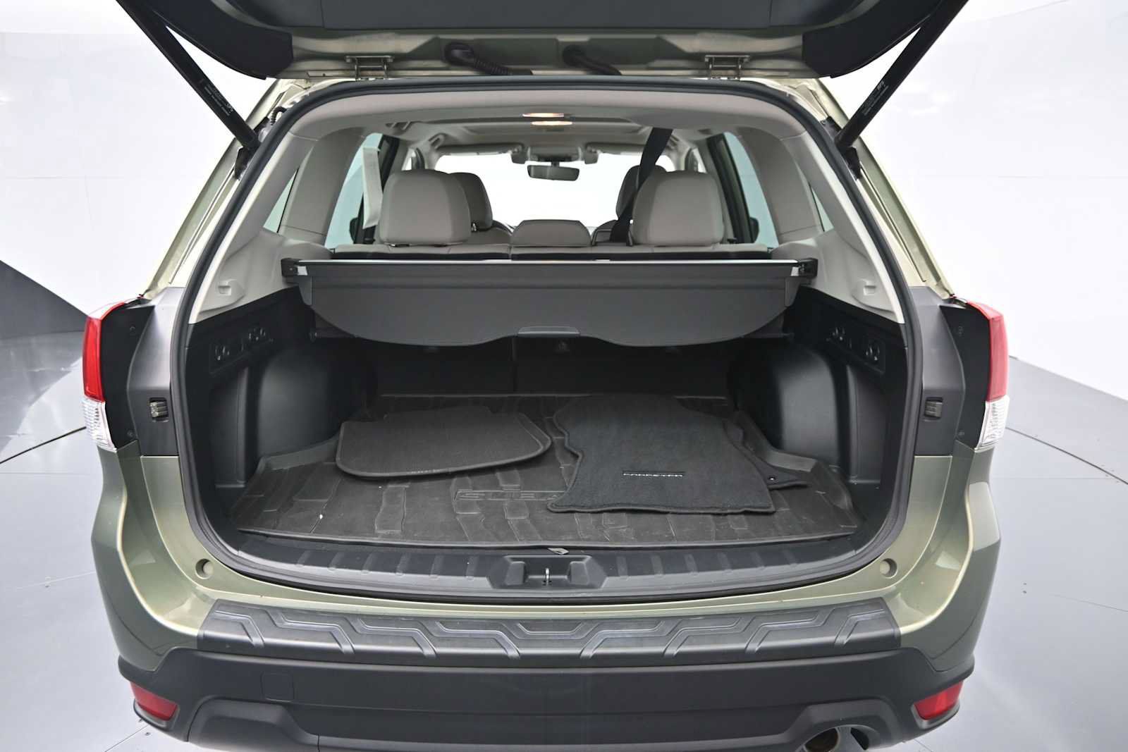 Used 2021 Subaru Forester Limited AWD/4WD image 7