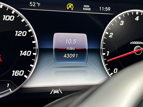 Used 2021 Mercedes-Benz G 550 image 19