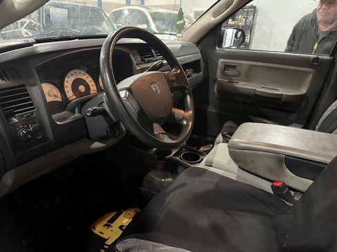 Used 2011 Dodge Dakota Big Horn image 13