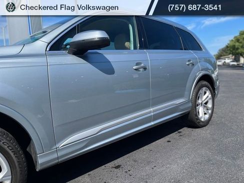 Used 2025 Audi Q7 3.0T Premium Plus image 3